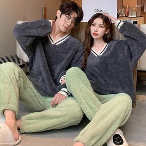 Damesnachtkleding Winter Koreaanse versie Koppels Coral Fleece Pyjama met V-hals Langharig Flanel Heren en dezelfde grote maat Homewear-pak