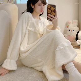Femmes de nuit d'hiver chemise de nuit femmes flanelle polaire dentelle chemise de nuit chaud épaissir doux princesse pyjamas maison robe de chambre vêtements de nuit
