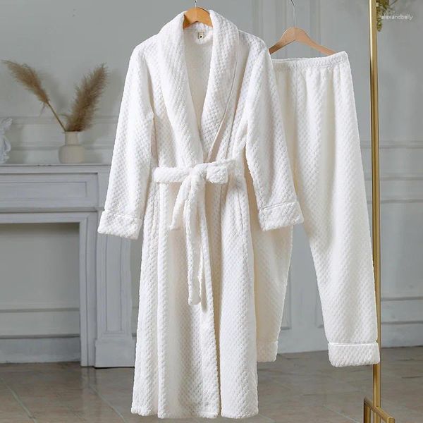 Vêtements de nuit pour femmes Robe d'hiver Ensemble Couple Peignoir chaud en flanelle avec pantalon Chemise de nuit à manches longues Kimono Robe de bain Peignoirs épais