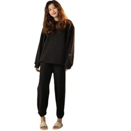 Vêtements de nuit pour femmes Hiver Épaissie Chaleur Isolation Polaire Autrichienne Pyjama Chaud Pour Femmes Casual Ours Broderie Mode Maison Porter Costume Avec S 231128