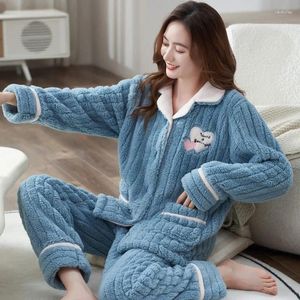 Vêtements de nuit pour femmes Femme Pyjamas Hiver Épaissi Plus Taille Lâche Flanelle Famale Chaud Loungewear Corail Polaire Douce Fille Dames Pijamas