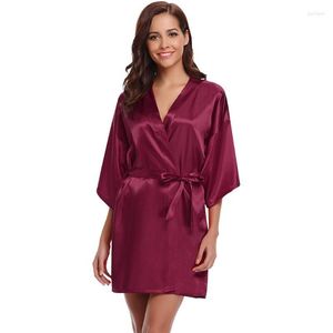 Vêtements de nuit pour femmes Kimono pour femmes Robe de chambre Satin soyeux Femmes Chemise de nuit Lingerie intime Oversize 3XL Solide Mariée Demoiselle d'honneur