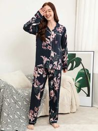 Vêtements de nuit pour femmes Spring and Automne Pyjamas Set Pantalon-Slved Plants plus taille S-3XL 100% Viscose Nightwear Suit Slpwear Lady Pyjamas Y240426