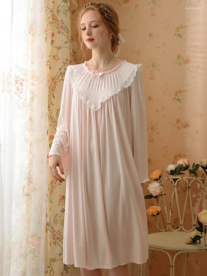 Kvinnors sömnkläder kvinnor vår spets ruffles fe rygglös nattdress romantisk viktoriansk lös modal vintage prinsessan pyjamas nattklänningar