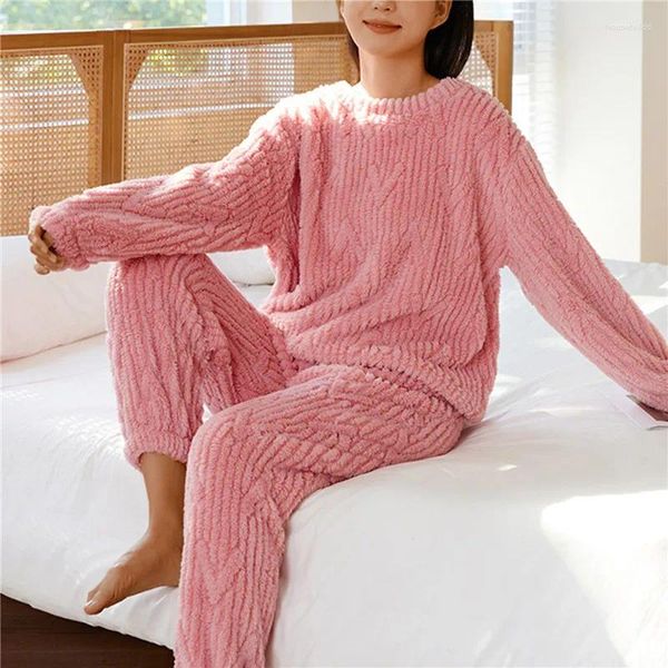 Vêtements de nuit pour femmes Femmes Hiver Chaud Pyjama Ensemble Polaire Pyjamas Homewear Épais Velours Femme Costume Dames Pyjama 2024