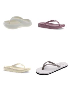 Zapatillas para mujeres Diseñador de calzado Gai zapatos para hombres en blanco y negro 03064 11