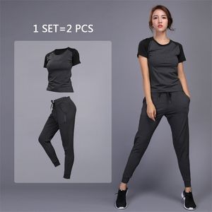 Frauen Sportswear Yoga Sets Jogging Kleidung Gym Workout Fitness Training Sport T-Shirts + Hosen Lauf Kleidung Anzug 210802