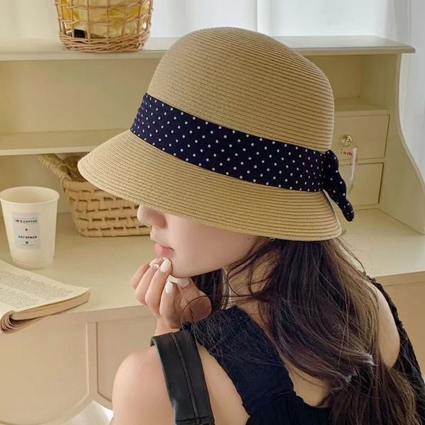 Chapeau de seau de créateur pour femmes printemps/été avec nœud à pois décoration lettre chapeau de paille classique en plein air chapeaux de plage élégants et mignons