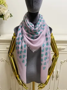 Dames vierkante sjaals sjaals 100% kasjmere materiaal dun en zacht pint harten patroongrootte 120 cm- 120 cm