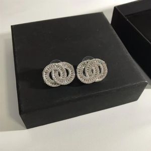 Pendientes de tuerca para mujer Borla de cristal de diamante Fusión perfecta Pendiente de diseñador Marca de diseñador Dos letras Joyería de regalo Alta Qua278f