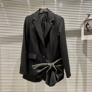Trajes de mujer 2022 primavera borde de diamantes de imitación brillante diseño de lazo grande traje de manga larga chaqueta elegante señora Blazer abrigo negro