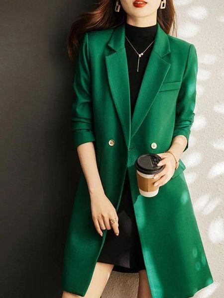 Trajes de mujer 2023 Otoño Verde Media longitud Chaqueta larga Mujer Coreano Doble botonadura Blazer negro Manga de mujer Traje marrón Ropa de abrigo Tendencia