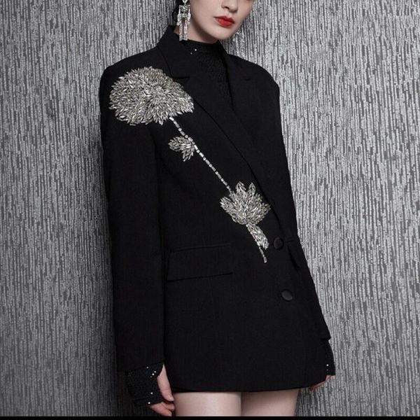 Trajes de mujer 2023 otoño invierno industria pesada avanzada cuentas de uñas costura de flores 3D ajuste suelto elegante traje de lujo abrigo fiesta de cercanías
