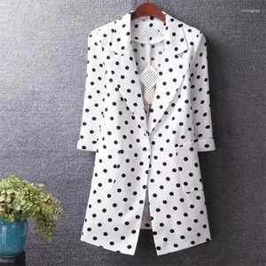 Trajes para mujeres 2024 Summer Women Blazer Polka Polka Chaqueta delgada Oficina Femenina Suit Aumerada Profesional Desgaste Casual Blazers 5xl