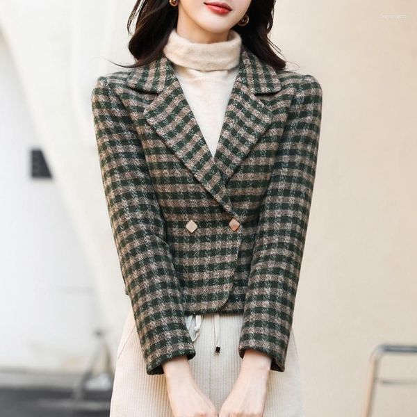 Costumes de femmes automne hiver élégant en laine en laine plaid femme courte blazer double poitrine causale mince taboure