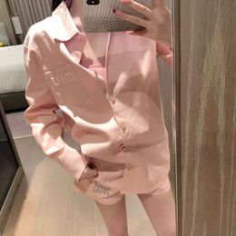 Damespakken blazers mm24 lente/zomer roze meid stijl borduurwerk diamanten brief lange mouwen shirthigh taille shorts veelzijdige set