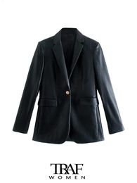 Costumes pour femmes Blazers TRAF Femmes Mode avec bouton en métal Faux Cuir Blazer Manteau Vintage Manches longues Retour Vent Femme Vêtements de dessus Chic Veste 230302