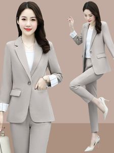 Damespakken Blazers Tweedelende set Fashionable Classic Long Sleeve Blazer met broek Women Chic Simple Elegant Business Blazer Pant Office Suit 230310