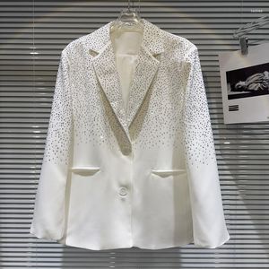 Costumes pour femmes BORVEMAYS Blazer blanc tempérament élégant col sur mesure manches longues simple boutonnage diamants manteau 2023 automne WZ5736