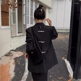 Costumes pour femmes combinaison de style chinois veste de conception de conception de conception disque Boucle noire senior top 2024 Casual Loose Personalité