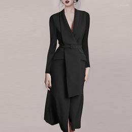 Costumes pour femmes Design Style coréen High Street Womens Fashion Elegant Office Lady Belt Long Blazer Dress Jacket Trench Coats