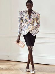 Suisse pour femmes High Street EST 2024 Designer Veste magnifique Blazer sans col imprimé en plumes