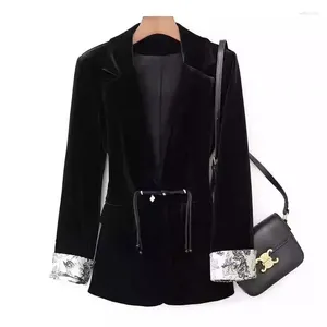 Costumes pour femmes Luxury Black Blazer 2024 Spring Automne Style Chinois Suisse à manches longues Big Size Retro Button Velvet Top Veste K895