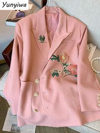 Costumes pour femmes Rose Vintage Blazer Femmes Vêtements Broderie Floral Classique Printemps Automne Manteau Décontracté Col Cranté Coréen Chic