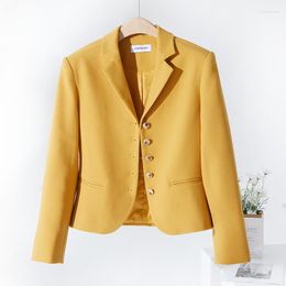 Femmes costumes court Blazer manteau mode élégant coupe ajustée à manches longues haut tempérament simple boutonnage solide décontracté tendance 2023