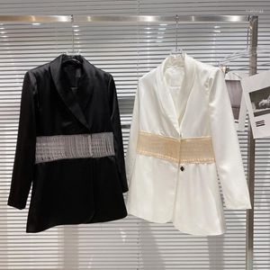 Costumes pour femmes printemps automne femmes maille chaîne évider épissage costume veste noir blanc revers à manches longues mince femme Blazers manteau