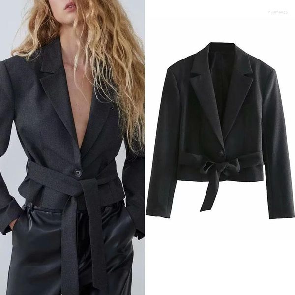 Costumes pour femmes Traf Black Blazer court pour femmes automne un col à revers à manches longues épaulettes manteaux style coréen taille à lacets femme