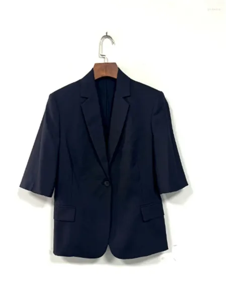 Costumes pour femmes Mélangez à bouton unique Single Bouton Mid Sleeve Blazer Veste de banlieue rembourrée de couleur solide féminine 2024 Été