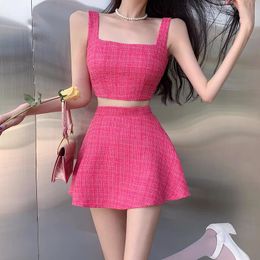 Ensemble de robe d'été 2 pièces pour femmes couleur rose tweed laine haut court gilet à bretelles spaghetti et jupe courte a-ligne costume SML