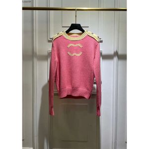 Damessweaters 2024 Europese ontwerpers ontwerpen roze contrasterende kasjmier trui