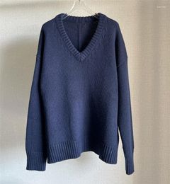 Maglioni da donna 2023 maglione invernale designer di marca pullover con scollo a V blu scuro abiti in cashmere di lusso top per donna