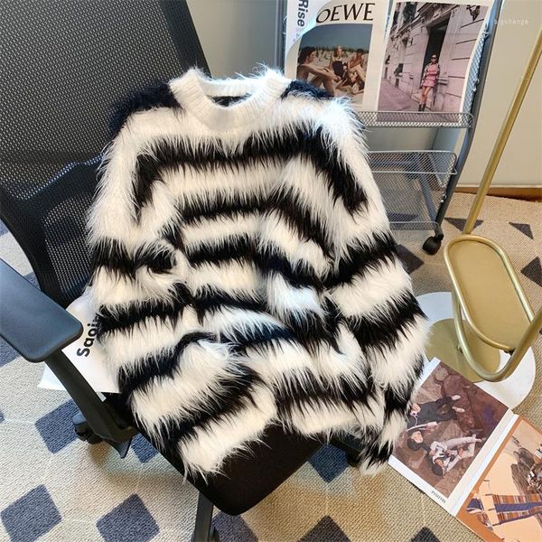 Suéteres de mujer Suéter a rayas en blanco y negro Mujeres 2023 Temperamento Contraste suelto Color Imitación Mink Terciopelo Jersey de pelo largo