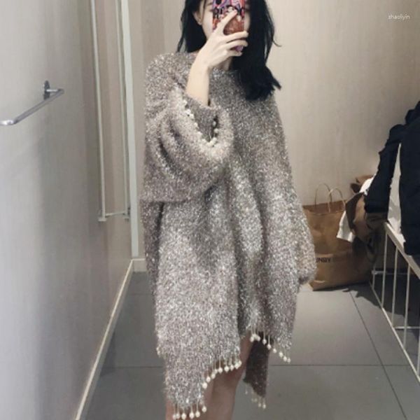 Suéteres de mujer Cakucool Silver Lurex Pearls Beading Tassel Shiny asimétrico Jumper Korean Cute Furry Mid Long Khaki