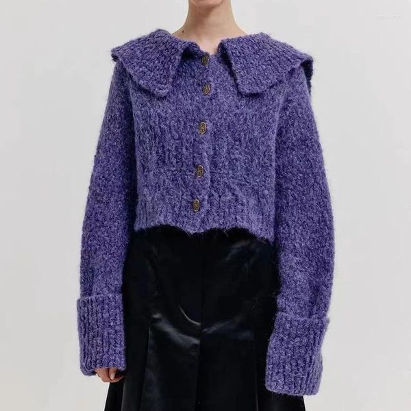 Pulls pour femmes Cardigan à poitrine unique Collier de poupée violet sur mesure Laine ouverte avant tricotée Slim-Fit 2023 Hiver Femmes Corée Designer