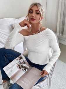 Suéteres de mujer Jersey recortado Sexy White Knit Bottoming Suéter Otoño 2022 Mujeres Cloting Off-Shoulder Short Spring Lady Office Top