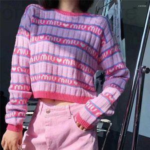 Pulls pour femmes designer 2023 rose violet court pull en tricot automne / hiver lettre marque lâche à manches longues haut en tricot recadré 86Y2