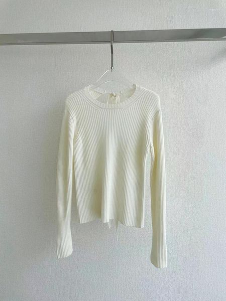 Pulls pour femmes Mode Laine Dos Sans Dos Cravate Pull Pour Femmes 2023 Haute Qualité Blanc Bandage Bouton D'épaule Côtelé Tricot Jumper Lady