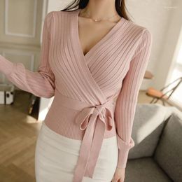 Pulls pour femmes mode coréenne court haut tricoté femmes élégant printemps automne col en v lanterne manches à lacets mince rose pull dame Sexy