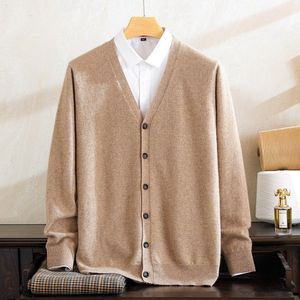 Suéteres de mujer Suéter de cachemira para hombre Mezcla Cálido Cardigan V Cuello Punto Invierno Tops Hombre Lana Prendas de punto Jumpers 230912