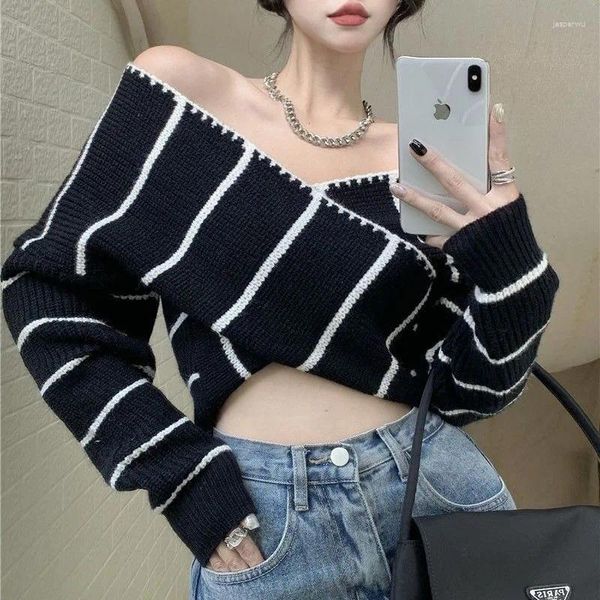 Panks de femmes Qweek Off épaule rayée Sweater coréen Fashion Knited Slim Sexy Gyaru V-collier Pilluers Elegant Female Jumper rétro