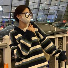 Suéteres de mujer a rayas con cuello en V suéter pareja coreana 2021 Otoño Invierno moda estilo pijo Casual suelto Grunge todo-fósforo