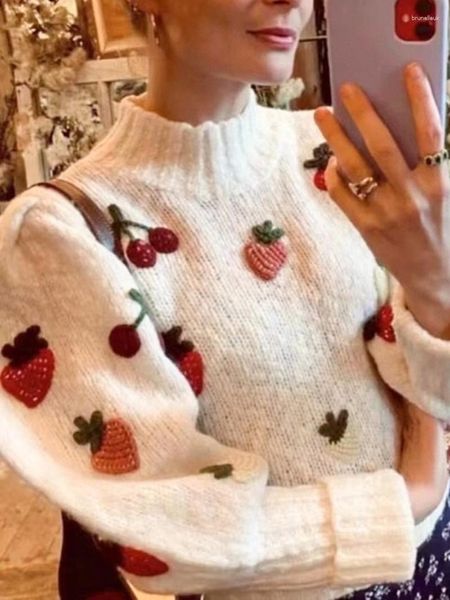 Suéteres de mujer Suéter 3D Strawberry Crochet Dulce medio cuello alto Jersey de punto de manga larga Jersey blanco con cuello redondo
