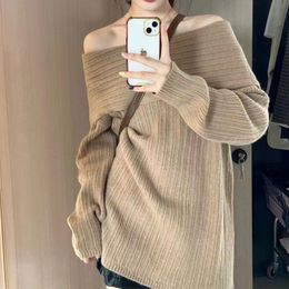 Off Shoulder Sweater Dames 2023 Herfst/winter Nieuwe Slouchy Style Underlay Off Shoulder Knit Top 231127