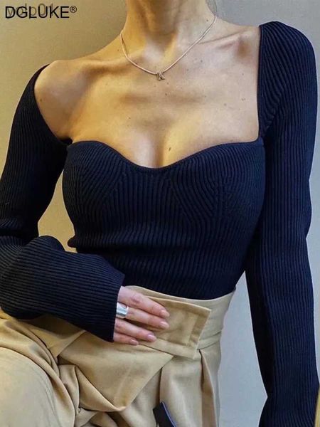Pulls pour femmes Vintage col carré à manches longues Top en tricot Mode coréenne Blanc Noir Pull Femmes Hors Épaule Tricoté Blouse d'hiver 2022L231018