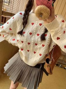Women's Sweaters Women Fashion Heart Love Embroidery Knitted Pullover Sweater Vintage Long Sleeves O-Neck Female Chic Lady Tops C-153 YQ231128