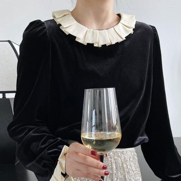 Suéteres de mujer, blusa de terciopelo con cuello con volantes para mujer, blusa de gasa francesa Vintage con puño empalmado, Top corto negro de primavera de alta calidad